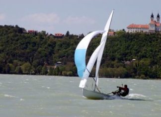 Segelregatta „Das Blaue Band vom Balaton“ im Juli