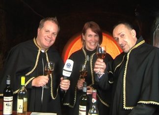 BUDAPEST LIVE! Sendung aus den Weinkatakomben (zweiter Teil)