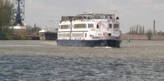 Jahreswechsel mal ganz Anders – schwimmend auf der Donau?