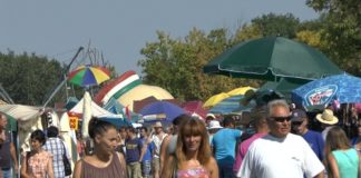 Auch am Ungarn – Nationalfeiertag: Brückenmarkt in Hortobagy – Ein Pusztafest mit Tradition