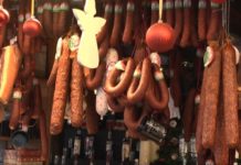 Der Budapester Weihnachtsmarkt 2013 bietet kulinarische Vielfalt