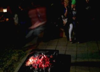 Sommersonnenwende – in Ungarn ein Sprung übers Feuer (FEUERSPRUNGVIDEO)