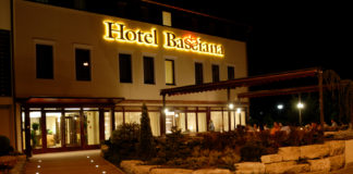 Ungarn Hotel: Sárvár bietet hervorragende Hotels – Hotel Bassiana stellt sich und Region vor