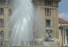 In Ungarn ist es sommerlich: Abkühlstationen gegen die Hitze!