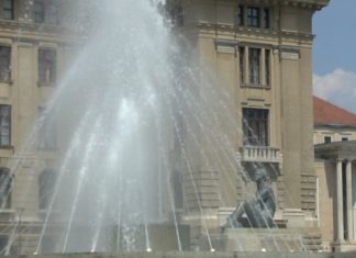 In Ungarn ist es sommerlich: Abkühlstationen gegen die Hitze!