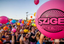 Ukrainische und russische Fahnen wehen auf dem Sziget Festival 2014