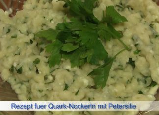 Kulinarisches Ungarn: Herzhafte Quark-Nockerln mit Petersilie – VIDEO