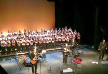 Großes Theater in Debrecen: Rockiges Konzert mit Lautitia und Ghymes