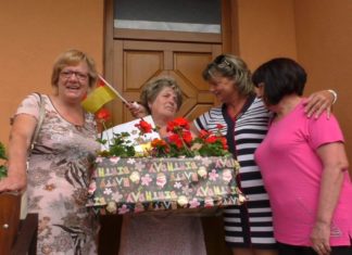 Deutsche Community in Ungarn auf Überaschungsbesuch