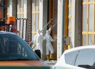 Flüchtlingsdrama auf der A4 – 50 Tote auf ungarischem LKW!