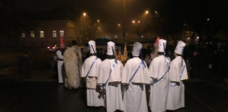 Schöne Weihnachtstraditionen in Ungarn