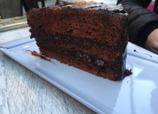 Adipositas ist ein ernstes Problem bei jungen Menschen!