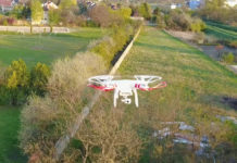 Romantischer Rundflug zweier Flugdrohnen am Abendhimmel von Györ!