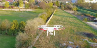 Romantischer Rundflug zweier Flugdrohnen am Abendhimmel von Györ!