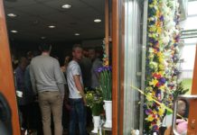 Ungarischer Valentinstag: Schlangestehen in Blumenläden