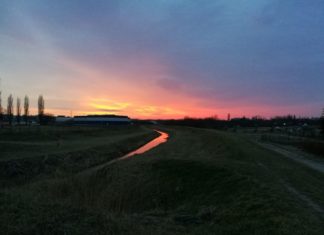 Ungarischer Sonnenaufgang der Extraklasse