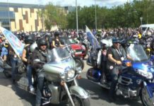 Spektakulär! Tausende Biker cruisen durch Györ!