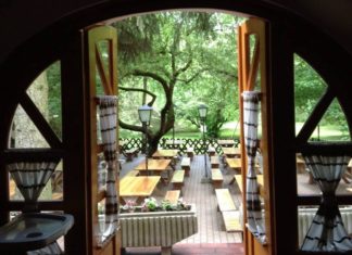 Koloska Csárda – Eine Tscharda im Wald