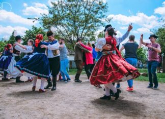 Der ungarische Volkstanz