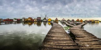 Ein Dorf auf dem Wasserspiegel – Bokod