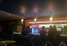 Party machen mit den Studenten – Üveges in Györ