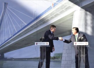 Arbeiten an Brücke in Kómárom in vollem Gange