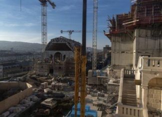 Bauarbeiten auf Budaer Burg