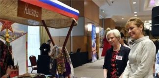 Diplomaten in Budapest sammelten für Kinderstiftungen und Krankenhäuser