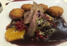 Herbstlich: Entenbrust an Preiselbeersauce und Apfelsinen