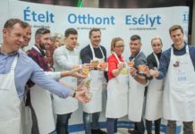 Ungarische Berühmtheiten helfen mit 1353 Lebkuchen