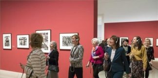 Damenprogramm einmal anders in Budapester Fotoausstellung