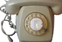 „Ungarische” Weihnachtsgeschenke: Telefon(zentrale)