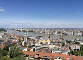 Budapest: Dreitägiges Pfingstfest für alle im Várkert Bazár!