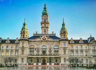 Das wunderschöne Rathaus von Győr