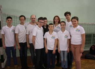 Das Mobilis Bits Team erfolgreich im ersten LEGO League Rennen!