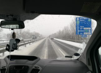 Schnee- und Eiswalze rollt über Ungarn!