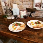 baratom_gyor_fruhstuck