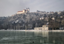 Tihany im Winter – Ein Eistraum von einem Fotografen festgehalten!