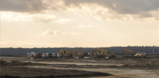 Wird Komárom bald DAS europäische Zentrum für Elektroautos?