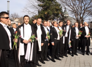 VIDEO so geht „Frauentags-Flashmob“ in Budapest