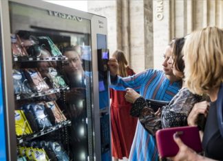Cool! Bücher aus dem Automaten in Budapest
