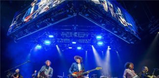 Indie-Rock Band mit großer Show in Budapest!