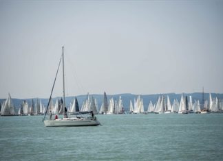 Der 50. Blue Tape Grand Prix am Balaton gestartet.