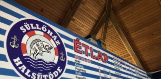 Frischer Fisch und Fischsuppe im Süllöház Halsütöde