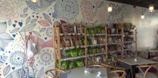 Gesund schlemmen im Vital Café und Bistro in Györ.