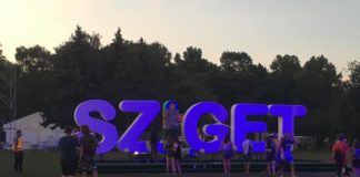 ARCTIC MONKEYS-Sziget Festival-Dienstag Mainstage!