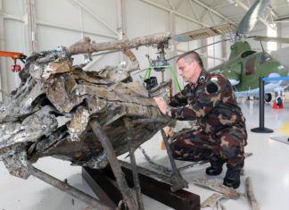 Flugzeugwrack aus dem Zweiten Weltkrieg aus der Donau gehoben