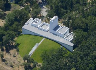 Mit Teleskopen zu den Sternen im Agora Wissenschaftszentrum von Debrecen!