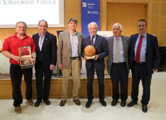 In Barcelona Ausstellung des goldenen Zeitalters des ungarischen Fußball