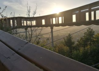 Sonnenuntergang auf der Pannonhalma Aussichtsplattform